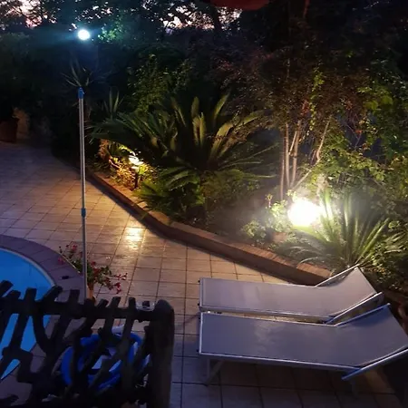Gaia Mare Apartman